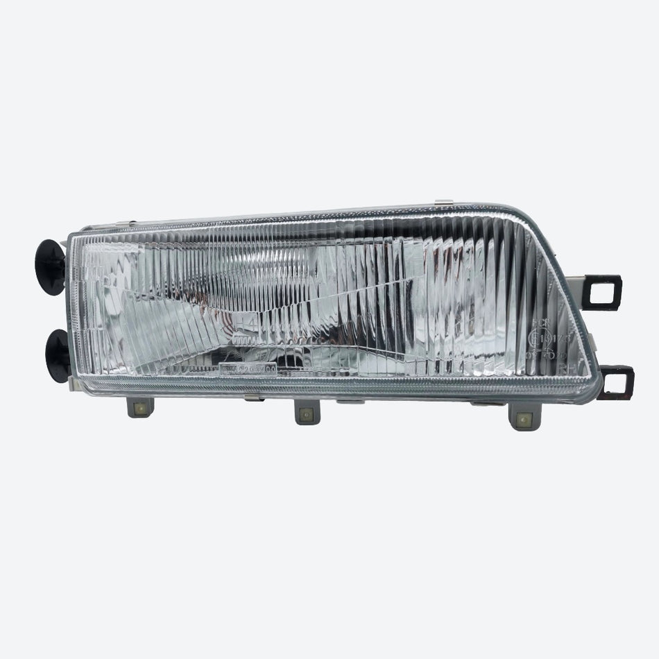 TOYOTA CAMRY SV21 EARLY HEAD LAMP RIGHT HAND SIDE 02/1987-06/1989